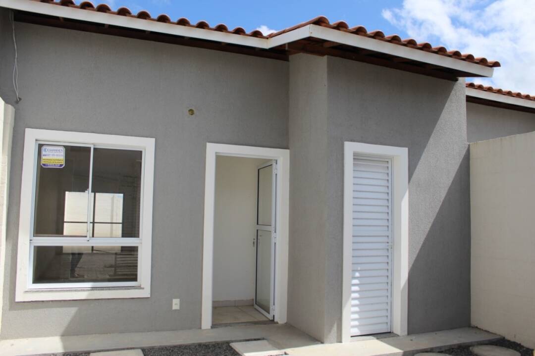 #77 - Casa para Venda em Feira de Santana - BA