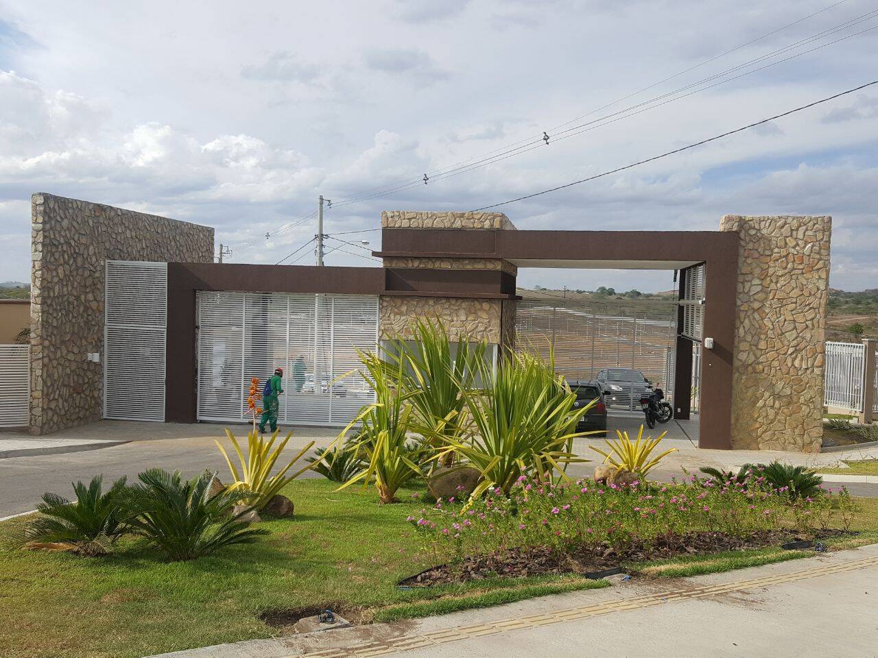 #879497544 - Área para Venda em Feira de Santana - BA