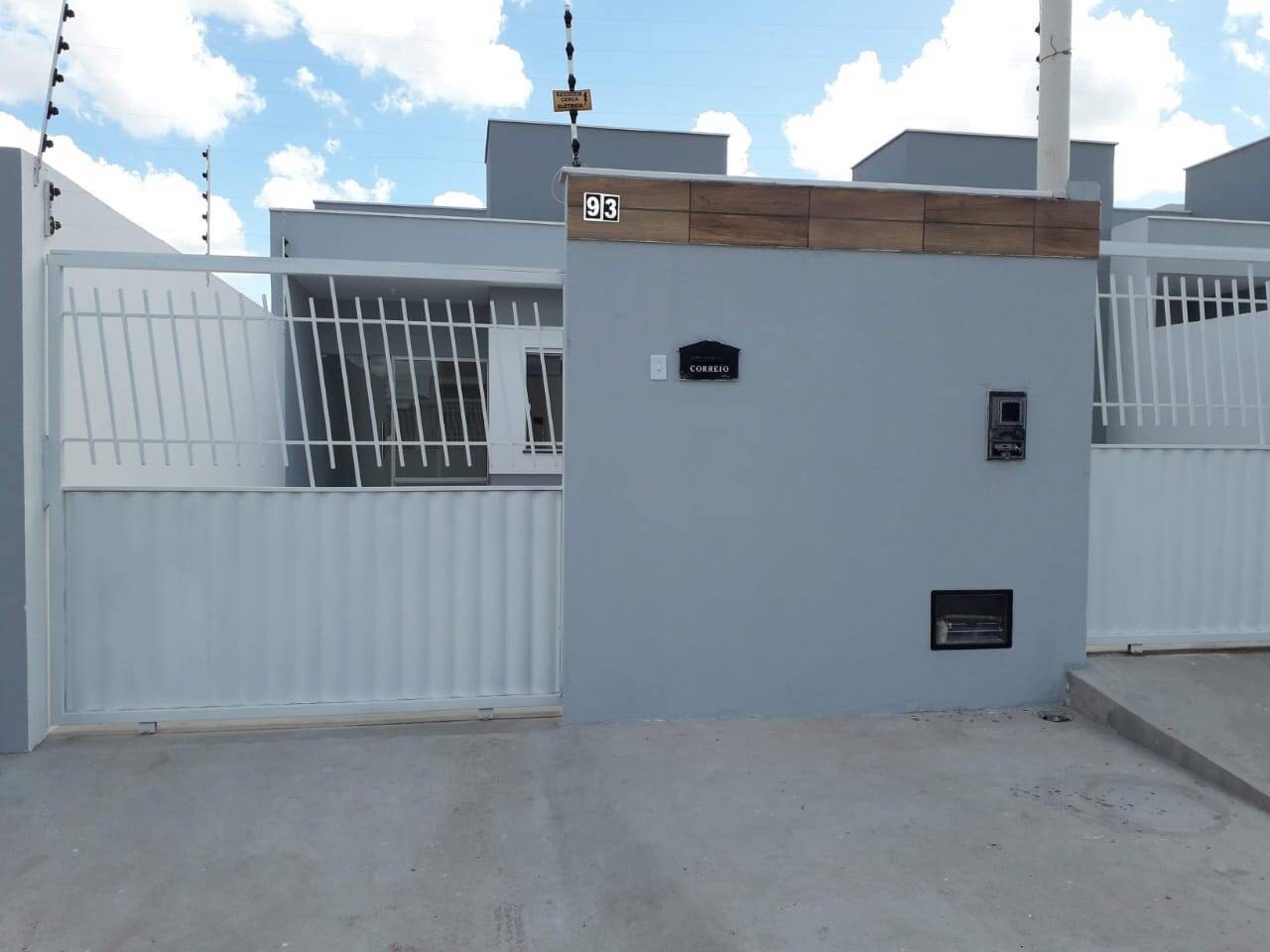 #886660935 - Casa para Venda em Feira de Santana - BA