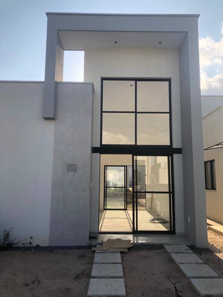 #256 - Casa para Venda em Feira de Santana - BA