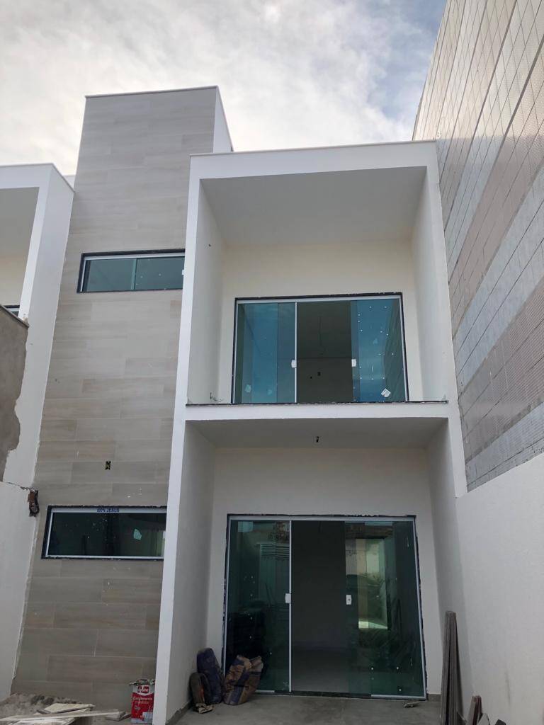 #288 - Casa para Venda em Feira de Santana - BA