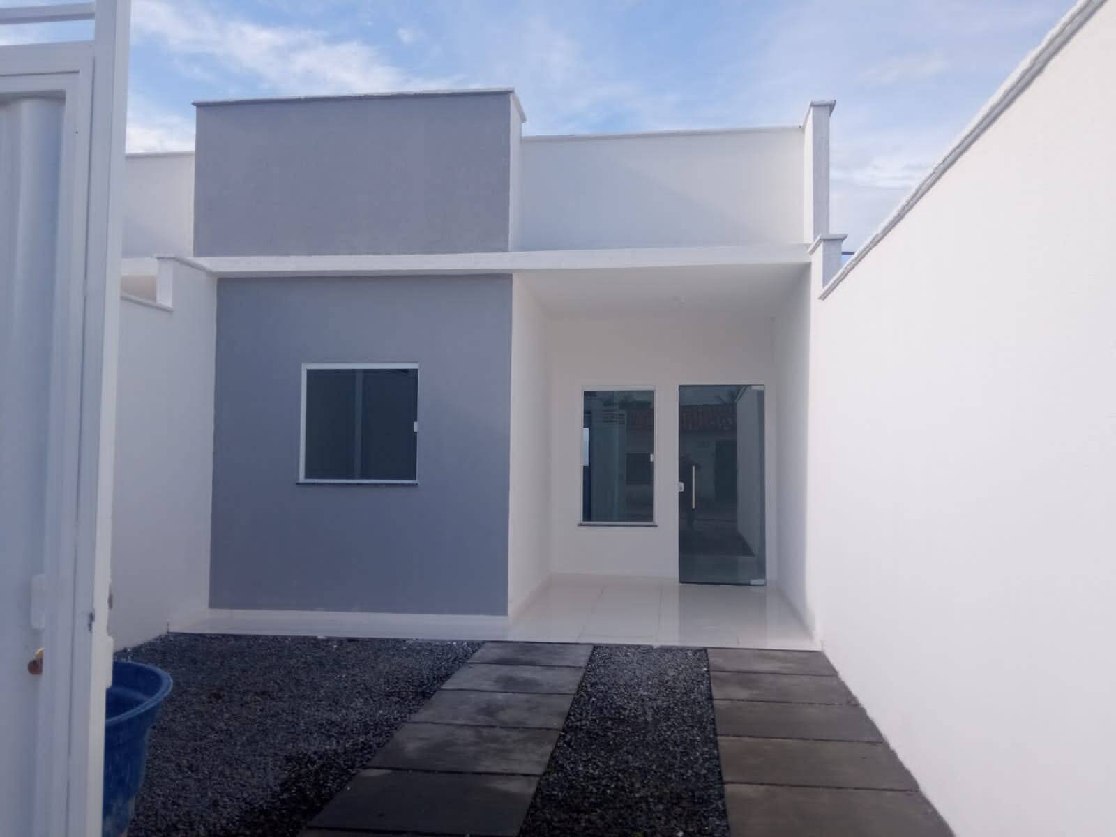 #257 - Casa para Venda em Feira de Santana - BA