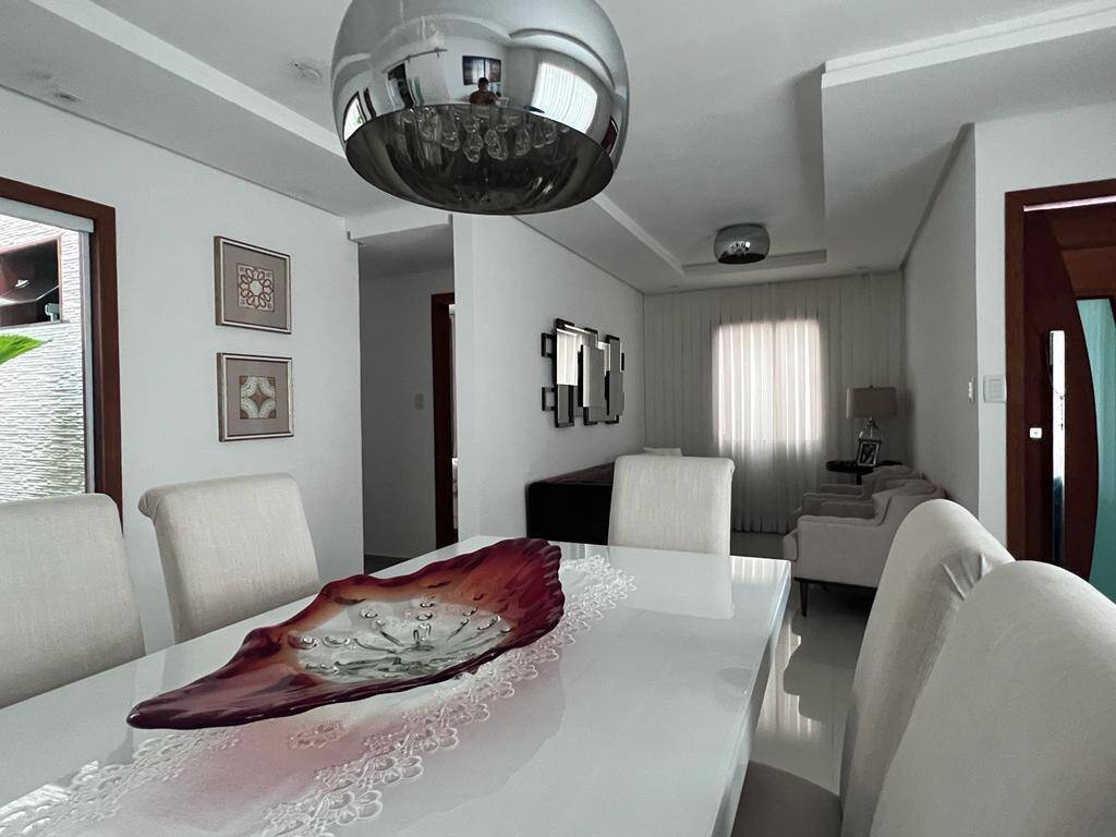 #296 - Casa para Venda em Feira de Santana - BA