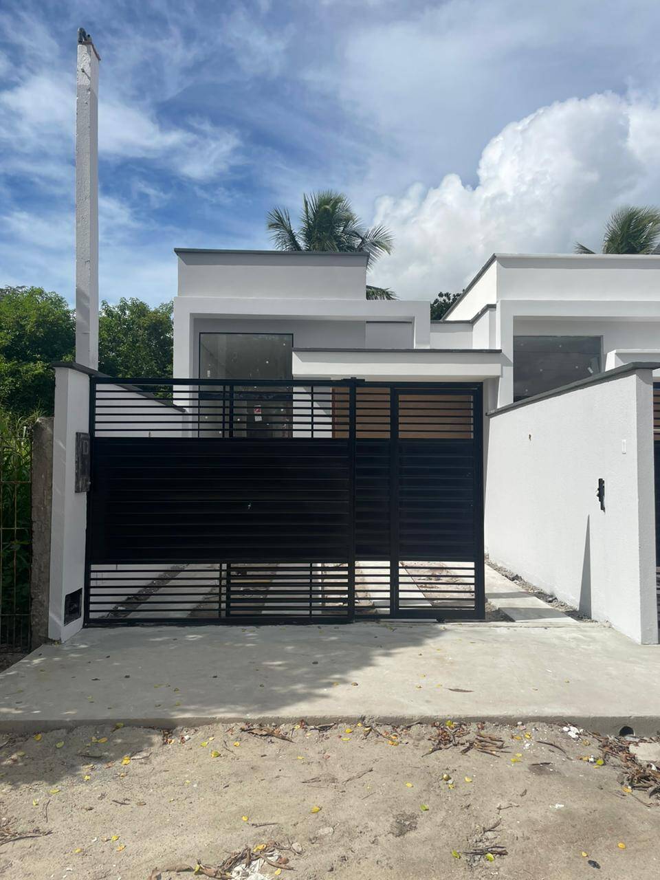 #379 - Casa para Venda em Feira de Santana - BA