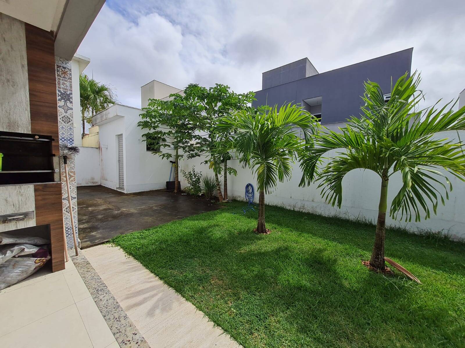 #416 - Casa para Venda em Feira de Santana - BA