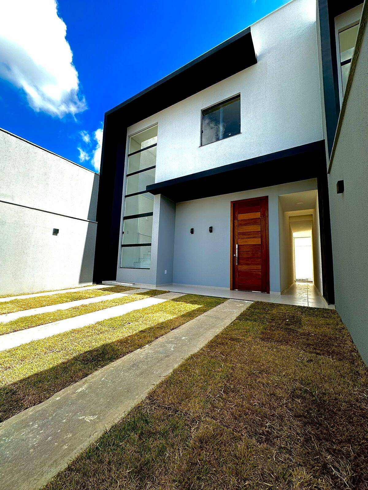 #438 - Duplex para Venda em Feira de Santana - BA