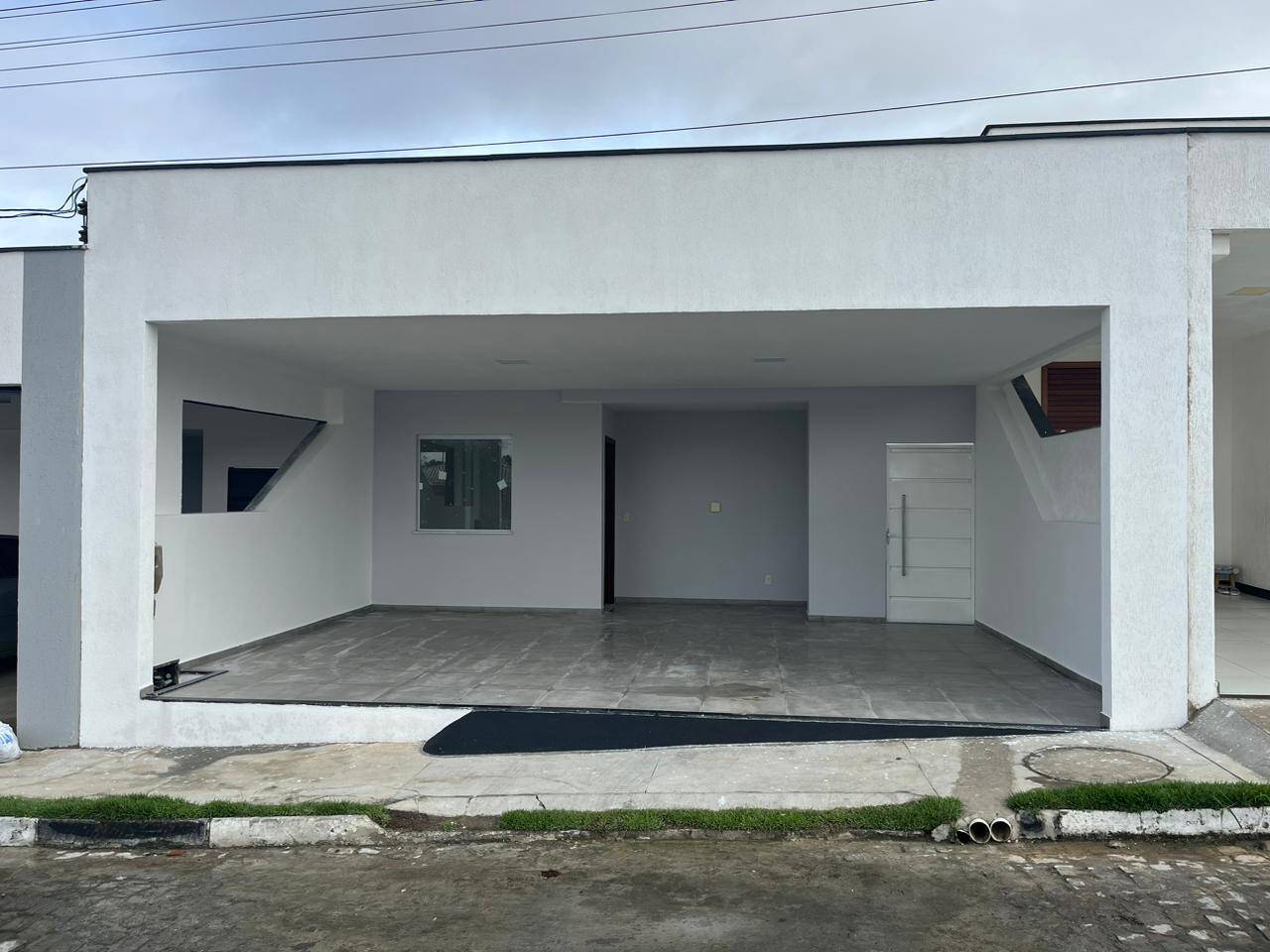 #455 - Casa para Venda em Feira de Santana - BA