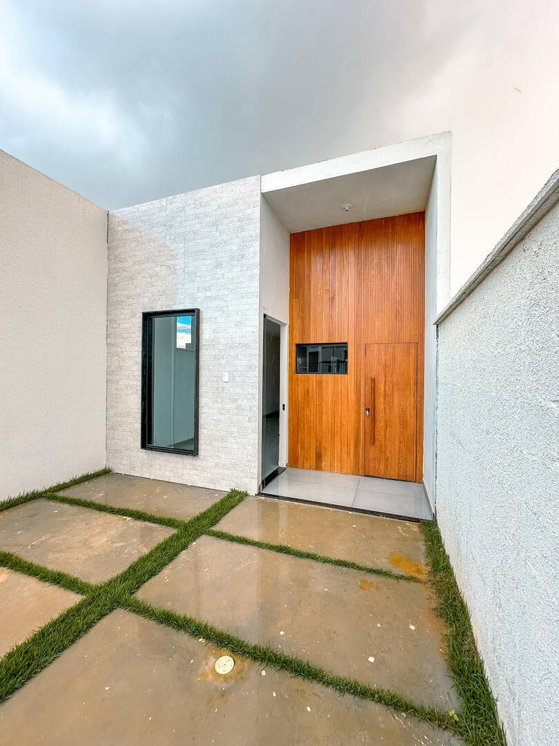 #477 - Casa para Venda em Feira de Santana - BA