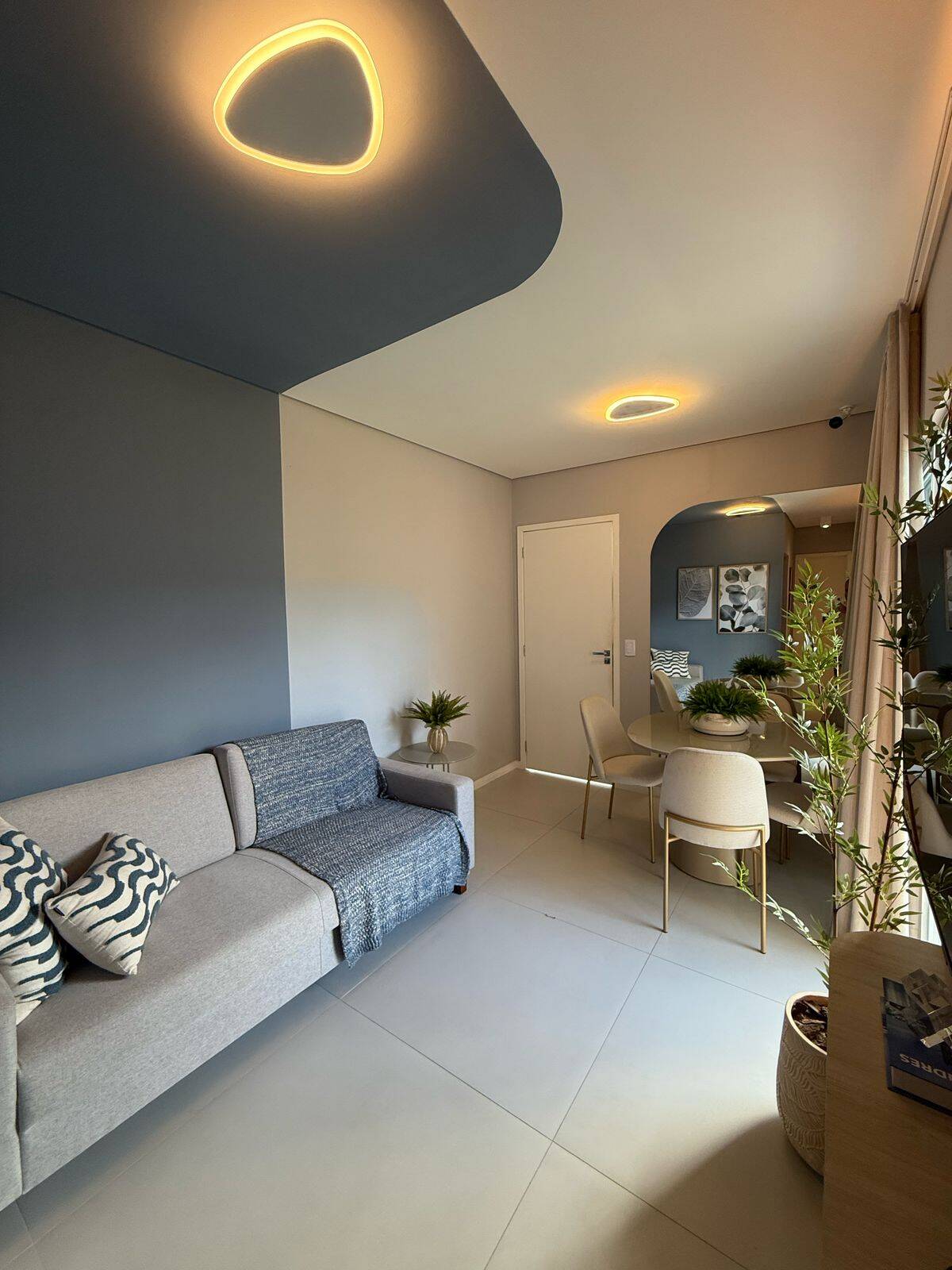 #463 - Apartamento para Venda em Feira de Santana - BA