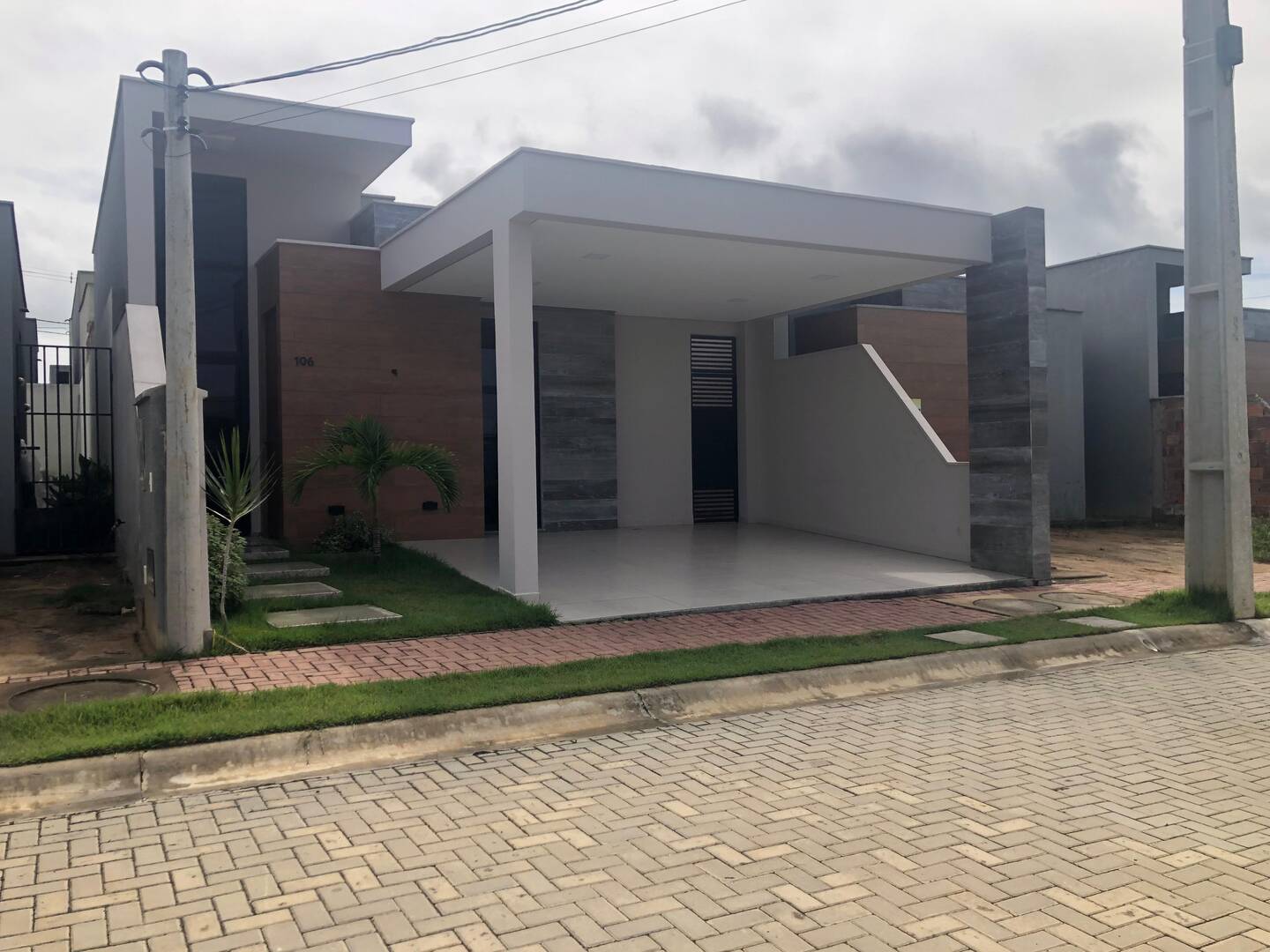 #480 - Casa em condomínio para Venda em Feira de Santana - BA