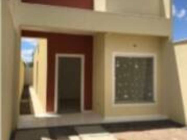 Casa para Venda em Feira de Santana - 2