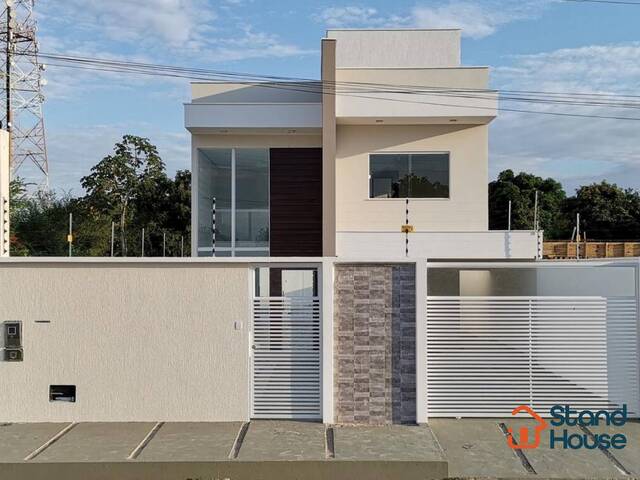 Casa para Venda em Feira de Santana - 2