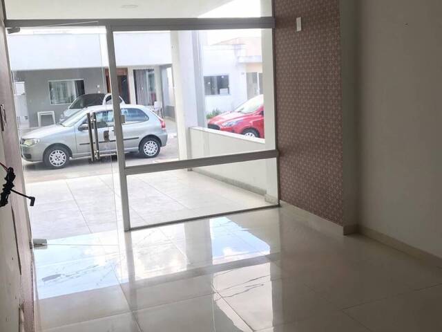 Casa para Venda em Feira de Santana - 2