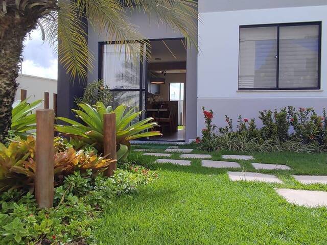 Casa para Venda em Feira de Santana - 2