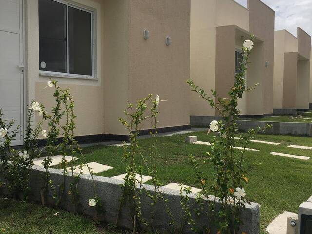 Casa para Venda em Feira de Santana - 2