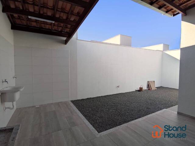 Casa para Venda em Feira de Santana - 3