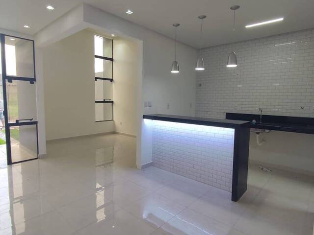 Casa para Venda em Feira de Santana - 4