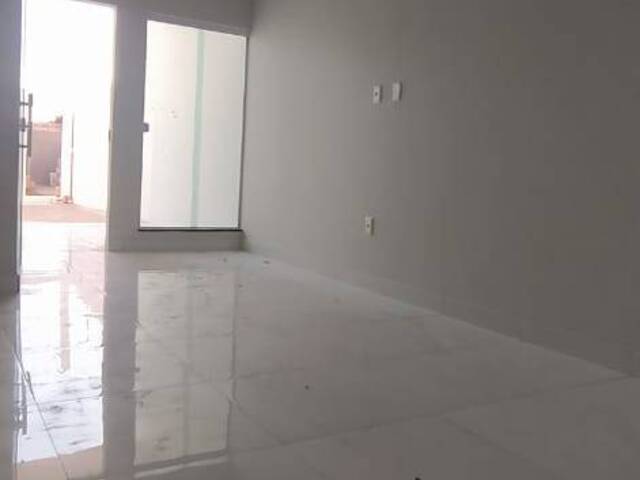 Casa para Venda em Feira de Santana - 3