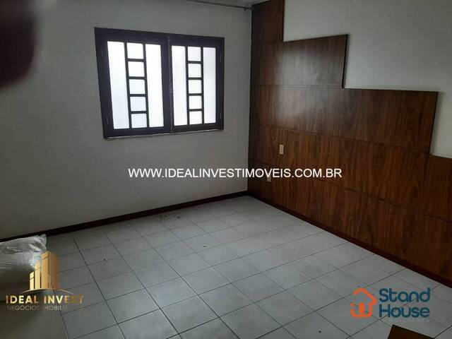 Casa para Venda em Feira de Santana - 2