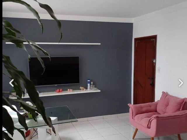 Apartamento para Venda em Feira de Santana - 2