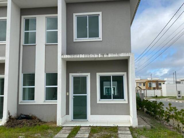 Casa para Venda em Feira de Santana - 2