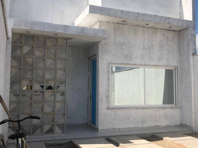 Casa para Venda em Feira de Santana - 3