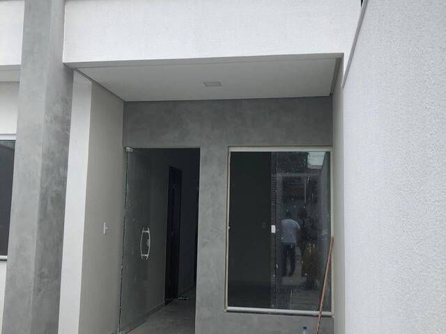#130 - Casa para Venda em Feira de Santana - BA