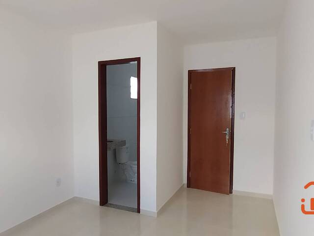 Casa para Venda em Feira de Santana - 4