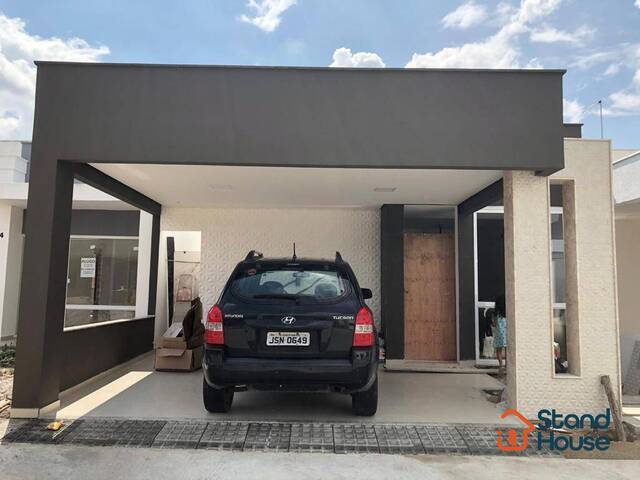 Casa para Venda em Feira de Santana - 2