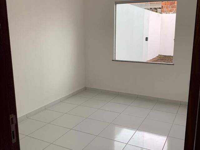 #886512134 - Casa para Venda em Feira de Santana - BA