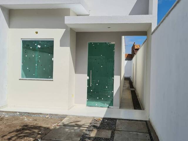 Casa para Venda em Feira de Santana - 3