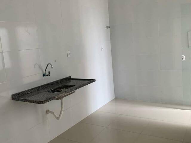 Casa para Venda em Feira de Santana - 3