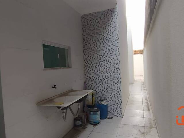 Casa para Venda em Feira de Santana - 3