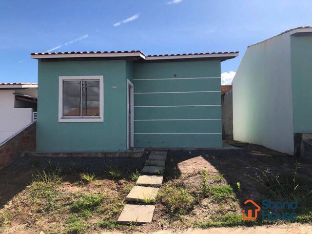 Casa para Venda em Feira de Santana - 2