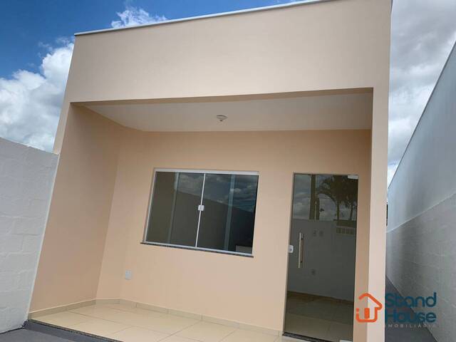 Casa para Venda em Feira de Santana - 2