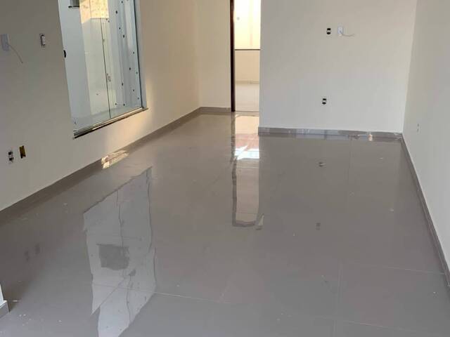 Casa para Venda em Feira de Santana - 2