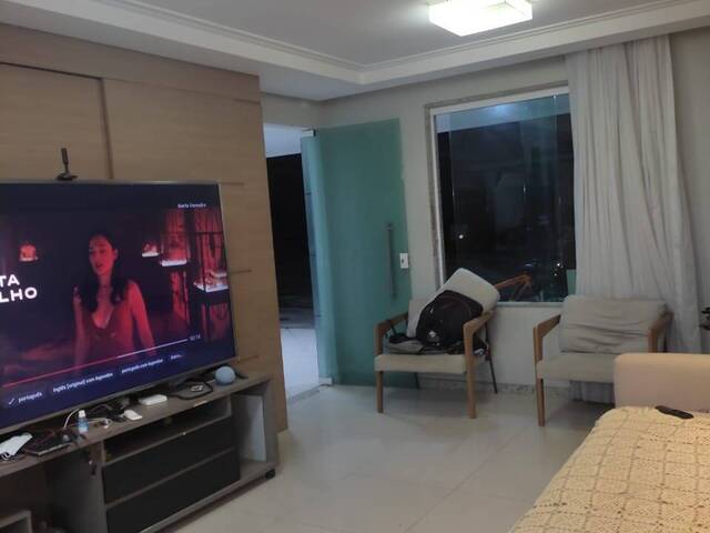 Casa para Venda em Feira de Santana - 2