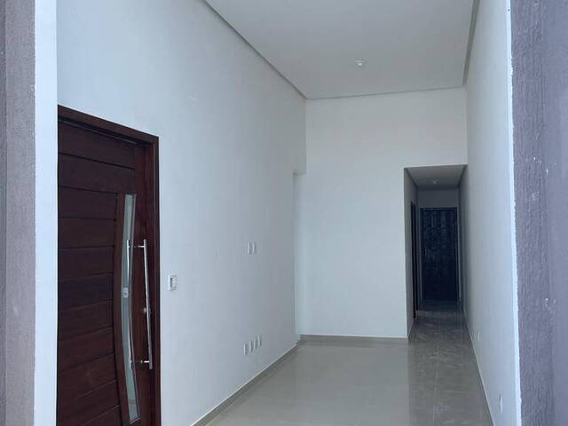 Casa para Venda em Feira de Santana - 3