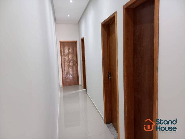 Casa para Venda em Feira de Santana - 3