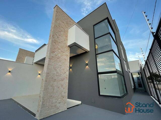 Casa para Venda em Feira de Santana - 2