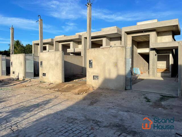 Casa para Venda em Feira de Santana - 2