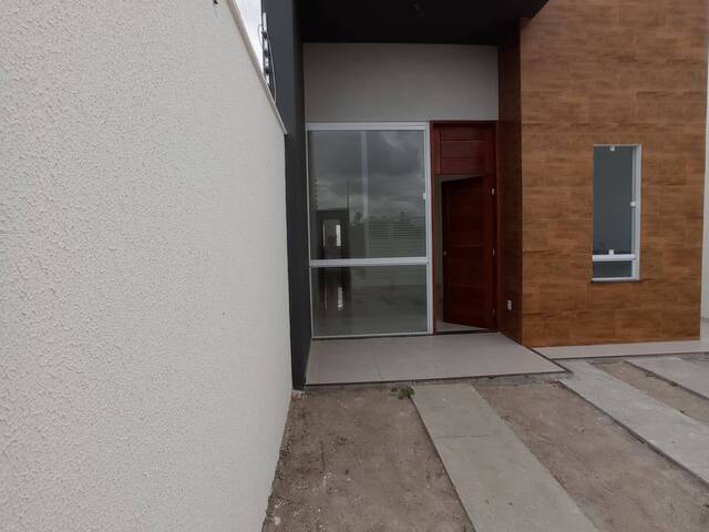 Casa para Venda em Feira de Santana - 3