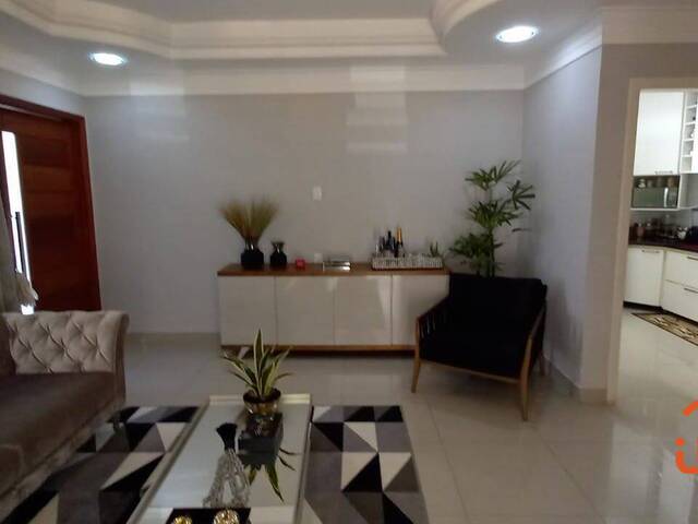 #302 - Casa para Venda em Feira de Santana - BA