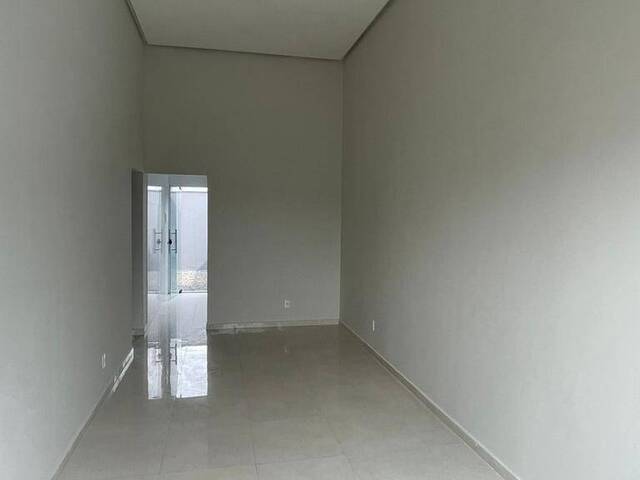 Casa para Venda em Feira de Santana - 5
