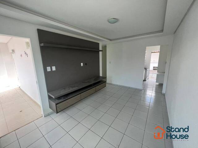 Casa para Venda em Feira de Santana - 2