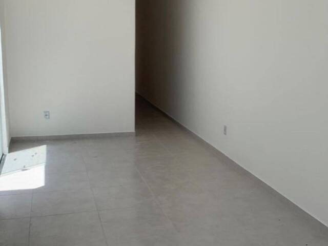 Casa para Venda em Feira de Santana - 2