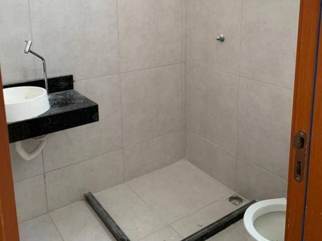 Casa para Venda em Feira de Santana - 5