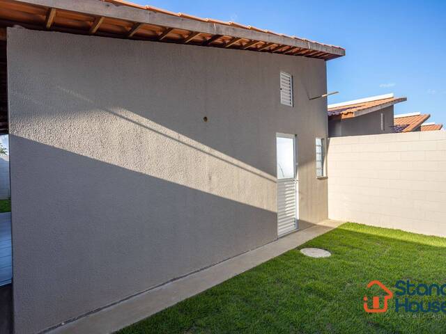 Casa para Venda em Feira de Santana - 3