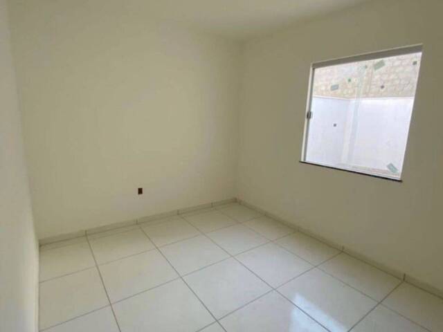 Casa para Venda em Feira de Santana - 3