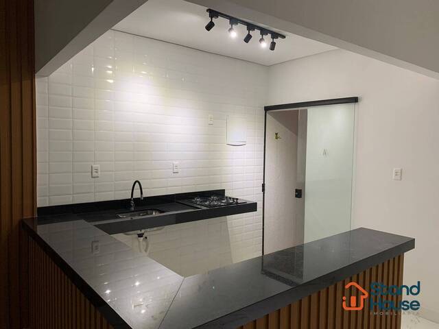 Casa para Venda em Feira de Santana - 2